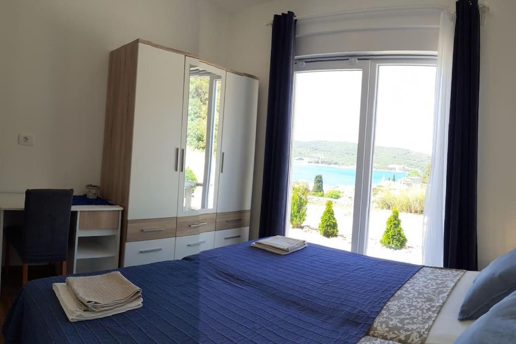 Vis - Luxury Holiday Villa With Swimming Pool Екстер'єр фото